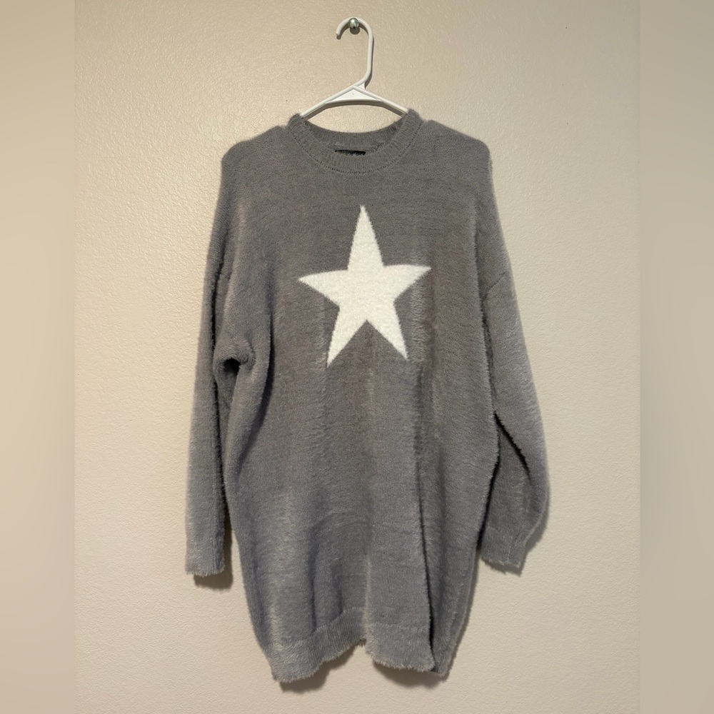 Say What - Gray Stretchy Tunic Sweater with White Star Design NWOT